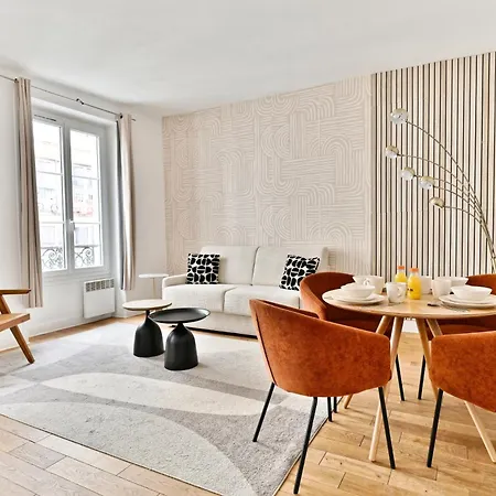 Champ De Mars - Augereau Apartment *
